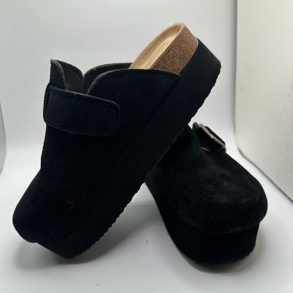 CUSHIONAIRE Women's Genuine Suede Cork Footbed Platform Clog 6 BLACK - Picture 7 of 7